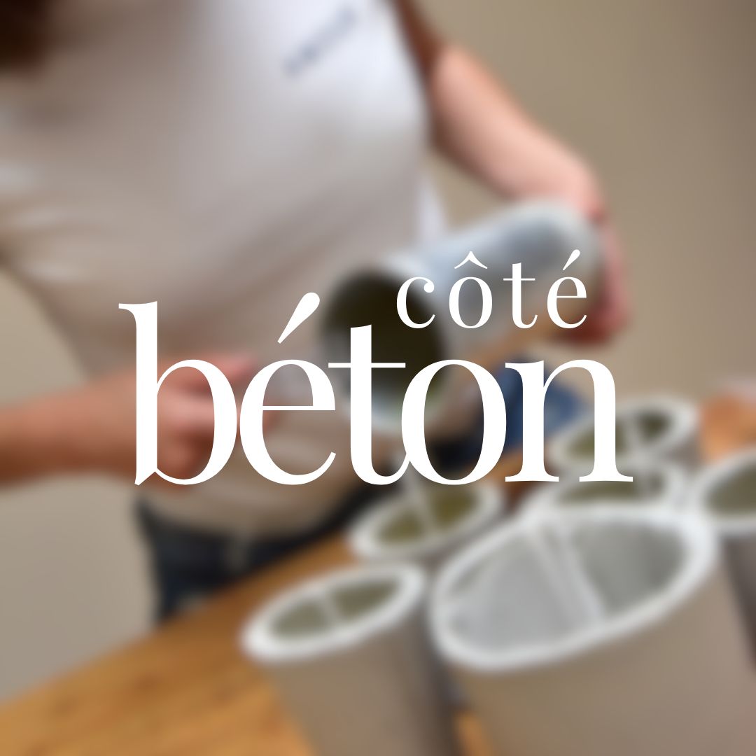 Cote Beton – artisan belge sur Wimzzi.com. Atelier de créations en béton design et bougies parfumées éco-responsables, fait main avec passion / Côté Béton – Belgisch atelier van designobjecten en geurkaarsen uit beton, duurzaam en handgemaakt op Wimzzi.com / Côté Béton – Belgian artisan workshop crafting sustainable concrete décor and handmade scented candles on Wimzzi.com