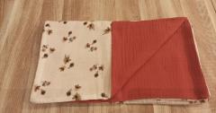 Foulard champêtre bicolore – motif nature et tissu cocooning / Landelijke sjaal met natuurelementen – warm en origineel / Rustic two-tone scarf – nature-inspired and soft to wear