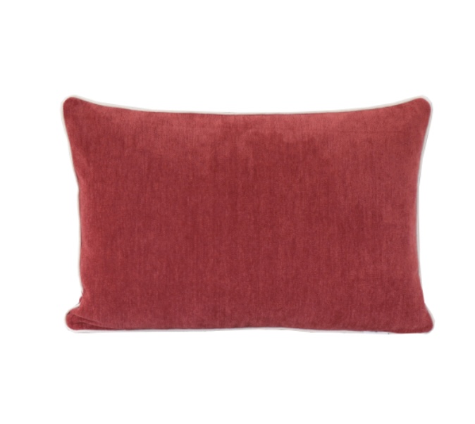 Housse de coussin rouge foncé, idéale pour réchauffer un intérieur avec élégance / Dieprode kussenhoes die warmte en stijl toevoegt aan je interieur / Deep red cushion cover to warm up and style your home