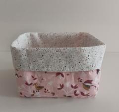 Panier tissu réversible avec motifs animaux + lingettes lavables – doux et pratique / Omkeerbaar stoffen mandje met dieren + wasbare doekjes – zacht en handig / Reversible fabric basket with cute animals + reusable wipes – soft and useful