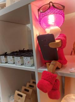 Sculpture textile artisanale humoristique belge, déco originale pour cadeau insolite / Humoristisch stoffenbeeld, origineel en handgemaakt in België / Quirky Belgian handmade textile sculpture, perfect unusual gift idea from Wimzzi