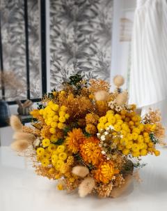 Bouquet de fleurs séchées jaune soleil – ambiance tropicale artisanale / Gele zon gedroogde bloemenboeket – ambachtelijke tropische sfeer / Yellow sun dried flower bouquet – handmade tropical vibe