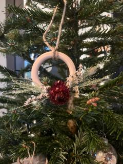 Mini couronne en fleurs séchées, ornement naturel fait main pour sapin ou mur / Mini bloemenkrans van gedroogde bloemen, natuurlijk handgemaakt ornament voor kerstboom of muur / Mini dried flower wreath, natural handmade ornament for Christmas tree or wall