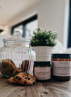 Photo de l'article Bougie Cookie de Noël – 250ml de gourmandise vanillée, chocolatée et festive