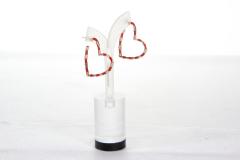 Créole dorée avec cœur rouge, bijou romantique en acier inoxydable, idée cadeau raffinée / Gouden creool met rood hart, romantisch juweel in roestvrij staal, verfijnd cadeau-idee / Gold hoop earring with red heart, romantic stainless steel jewelry, refined gift idea