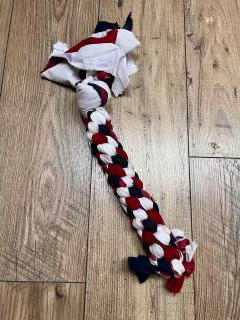 Jouet à mâcher pour chien moyen type Beagle ou Cocker – corde tricolore artisanale, résistante, lavable, idéale pour la santé bucco-dentaire / Kauwspeelgoed voor middelgrote hond zoals Beagle of Cocker – handgemaakt driekleurig touw, sterk, wasbaar, ideaal voor gebitsgezondheid / Chew toy for medium dog like Beagle or Cocker – handmade tricolour rope, strong, washable, ideal for dental health