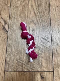 Corde bordeaux & blanc – jouet artisanal lavable pour très petit chien ou chiot / Bordeaux & wit touw – handgemaakt wasbaar speeltje voor zeer kleine hond of puppy / Burgundy & white rope – handmade washable toy for very small dog or puppy