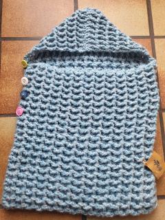 Nid d’ange bébé fait main au crochet – 0-3 mois, nuances de bleu, cocon douillet / Handgemaakt baby engelnest gehaakt – 0-3 maanden, blauwe tinten, zacht cocon / Handmade baby nest crochet – 0-3 months, blue shades, soft cocoon