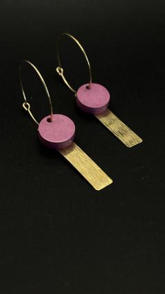 Boucles d’oreilles béton rose & laiton – légères, hypoallergéniques, fait main / Oorringen roze beton & messing – licht, hypoallergeen, handgemaakt / Pink concrete & brass earrings – lightweight, hypoallergenic, handmade