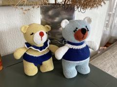 Doudou Ourson fait main au crochet – peluche douce personnalisable, cadeau pour enfant / Handgehaakte teddybeer knuffel – zachte aanpasbare pluche, geschenk voor kinderen / Handmade crochet teddy bear – soft customizable plush, gift for kids