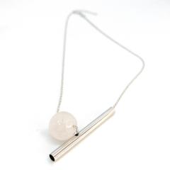 Photo de l'article Collier asymétrique avec Quartz Rose