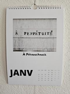 Calendrier mural humoristique janvier – idée déco originale avec photo drôle, cadeau artisanal et écoresponsable / Humoristische muurkalender januari – originele decoratie en duurzaam cadeau / Funny wall calendar January – original decoration and sustainable gift idea