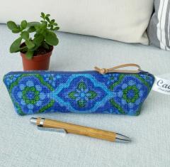 Trousse Hippie – Coton fleuri bleu & vert style rétro seventies, CACTU / Etui Hippie – Blauwe & groene bloemenkatoen retro seventies stijl, CACTU / Hippie pouch – Blue & green floral cotton retro seventies style, CACTU
