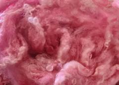 Nuage de laine Wensleydale rose – fibres brillantes, parfait pour feutrage et filage / Wolvlok Wensleydale roze – glanzende vezels voor vilten of spinnen / Pink Wensleydale wool roving – shiny fibers for felting or spinning
