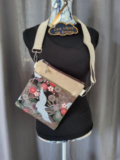 Sac carré en coton beige & tissu japonais à grue, bandoulière géométrique réglable / Vierkante tas in beige katoen & Japanse stof met kraanvogel, verstelbare band / Square beige cotton bag with Japanese crane fabric, adjustable geometric strap