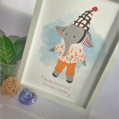 Cadre éléphant joyeux Coffre aux Étoiles – Décoration tendre et positive pour chambre bébé, cadeau naissance artisanal et unique / Lijst met vrolijke olifant Coffre aux Étoiles – Zachte en positieve decoratie voor babykamer, uniek handgemaakt geboortegeschenk / Joyful elephant frame Coffre aux Étoiles – Gentle and positive nursery decoration, unique handmade baby gif