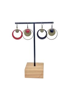 Boucles d'oreilles colorées printanières – création artisanale / Colorful spring-inspired earrings – handmade creation / Kleurrijke lentearringen – handgemaakte creatie