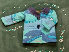 Manteau bébé 1 an coton campagne – Modèle unique et doux / Baby coat 1 year cotton countryside – Unique and soft model / Babyjasje 1 jaar katoen landelijk motief – Uniek en zacht model