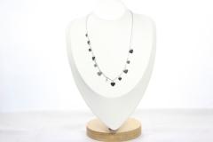 Photo de l'article Collier Argenté Multi-Cœurs – Acier Inoxydable 45 cm, Élégance & Douceur
