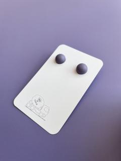 Photo de l'article Boucles d’oreilles béton coloré lavande – élégantes et légères