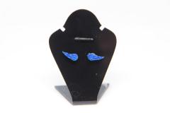 Clous d'oreilles ailes bleu brillant – touche magique / Blauwe glanzende vleugel oorstekers – magisch accent / Blue shiny wing stud earrings – magical touch