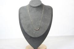 Collier doré avec papillon en strass – éclat chic pour toutes vos tenues / Gouden ketting met vlinder en strass – chique glans voor elke outfit / Gold necklace with rhinestone butterfly – chic sparkle for every outfit