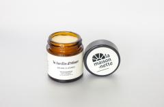 Baume à lèvres bio réparateur La Maisonette – soin naturel pour lèvres sèches / Biologische lippenbalsem van La Maisonette – herstellende verzorging voor droge lippen / La Maisonette organic lip balm – natural repair care for dry lips