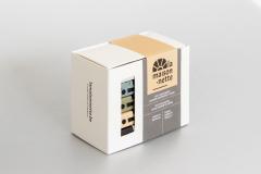 Coffret La Maisonette 5 savons naturels – senteurs d’agrumes pour un soin vivifiant / Geschenkdoos met 5 citruszepen van La Maisonette – opwekkende verzorging / La Maisonette gift box with 5 citrus-scented soaps – uplifting care