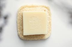 Savon bébé hydratant bio pour visage et corps – spécial peau atopique / Hydraterende babyzeep voor lichaam en gezicht – ideaal bij eczeem / Organic baby soap bar for dry and eczema-prone skin – gentle and hydrating 'La Maisonette'