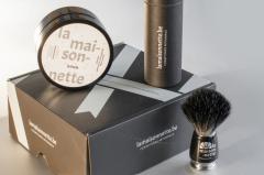 Coffret de rasage masculin éco-responsable – savon forêt et accessoires durables / Ecologisch scheercadeau voor hem – bosgeur zeep en herbruikbare tools / Eco shaving gift set with forest-scented soap and sustainable tools for men 'La Maisonette'