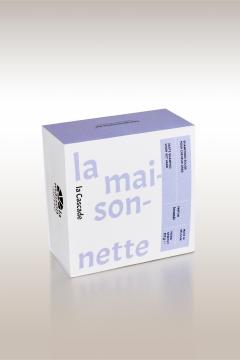 Boîte en carton recyclable du shampoing solide "La Cascade", produit éco-conscient / Recycleerbare doos van shampoo La Cascade, milieubewust product / Recyclable cardboard packaging for La Cascade solid shampoo, eco-conscious product 'La Maisonette'