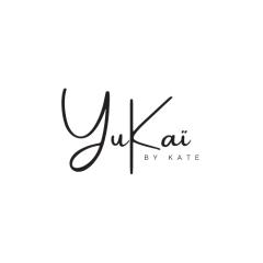 YuKaï by Kate – marque belge de céramique et d’artisanat contemporain. Chaque création raconte une histoire de gestes sincères, de matières naturelles et d’imperfections assumées. Inspirée du wabi-sabi, YuKaï incarne la beauté de l’essentiel, entre poésie et authenticité. Découvrez un univers slow déco et durable sur Wimzzi.com. / YuKaï by Kate – Belgische keramiek en ambachtelijke kunst, handgemaakt met poëtische eenvoud en duurzaamheid. / YuKaï by Kate – Belgian handmade ceramic art celebrating imperfection, minimal beauty, and meaningful living.
