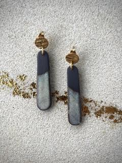 Boucles Goutte Honey dew – pièce artisanale noire et or, idée cadeau chic made in Belgium / Gouden en zwarte porseleinen oorbellen – ambachtelijk geschenk uit België / Black and gold porcelain earrings – handmade in Belgium, perfect elegant gift