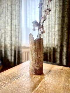 Vase artisanal en céramique, 26 cm, effet brut – idée cadeau design fait main / Ambachtelijke keramieken vaas, 26 cm, ruwe stijl – handgemaakt cadeau-idee / Handmade ceramic vase, 26 cm, raw style – design gift idea made in Belgium