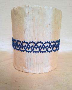 Photo de l'article Bleu polaire foncé (S) – Collier ras-de-cou en dentelle Frivolité