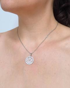 Collier en dentelle frivolité – bijou raffiné fait main, parfait pour les amoureux du fil / Frivolité kanten halsketting – elegant handgemaakt sieraad / Tatting lace necklace – refined handmade jewel for thread lovers