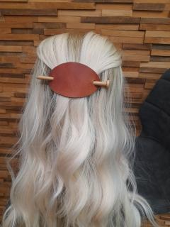 Barrette artisanale en cuir véritable – design ovale signé Epicuirienne – accessoire cheveux élégant et durable, idéal pour sublimer vos coiffures au quotidien – 100% fait main en Belgique / Handgemaakte leren haaraccessoire – stijlvol & duurzaam – Epicuirienne / Handmade leather hair barrette by Epicuirienne – unique and timeless hair accessory
