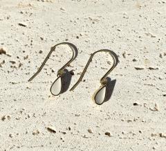 Photo de l'article Boucles d’oreilles Goutte or émaillé blanc