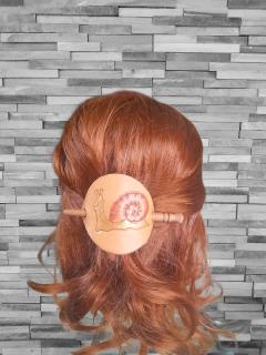 Barrette cheveux fleur beige – Design organique inspiré de la nature, parfait pour sublimer une tresse ou une queue de cheval / Beige bloem haaraccessoire – Handgemaakt, zacht en elegant / Beige floral hair clip – Natural and elegant gift idea for handmade lovers