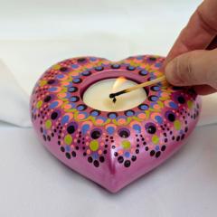 Photo de l'article Bougeoir "medium" - Format cœur - Base rose - Mandala & Dot Art - Pièce unique en Jesmonite, 100% moulée et peinte à la main