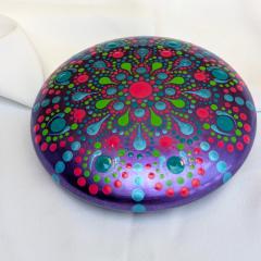 Photo de l'article Pierre méditative - Mandala & Dot Art - Pièce unique en Jesmonite, 100% moulée et peinte à la main