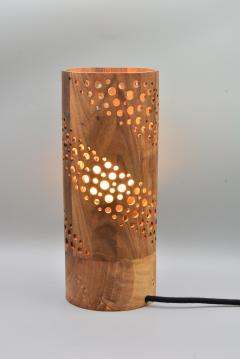 Photo de l'article Lampe à poser en bois de noyer N°2