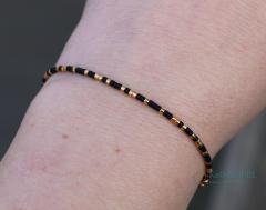 Photo de l'article Bracelet en perles d'or noir - fermoir en acier inoxydable