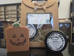 Photo de l'article Savon citrouille et sa bougie