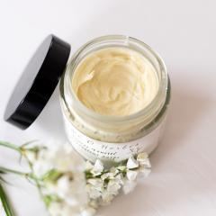 Photo de l'article Beurre corporel réparateur fouetté au karité, huile de chanvre & calendula - Baume Ô Herbes