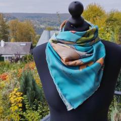 Photo de l'article Foulard carré peint sur soie
