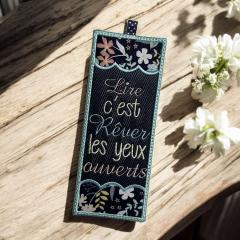 Marque-page artisanal décoratif, accessoire de lecture fait main, idée cadeau originale / Handgemaakte decoratieve bladwijzer, leesaccessoire, origineel cadeau / Handmade decorative bookmark, reading accessory, original gift
