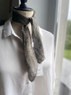 Photo de l'article Scarf en Lin Kaki