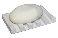 Savon au sel parfum lavande – cosmétique solide relaxante aux huiles essentielles / Zoutzeep met lavendelgeur – ontspannende vaste verzorging met etherische oliën / Salt soap with lavender scent – relaxing solid care with essential oils