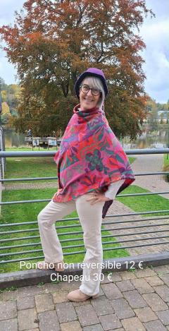 Photo de l'article Poncho en Polaire – Taille Unique